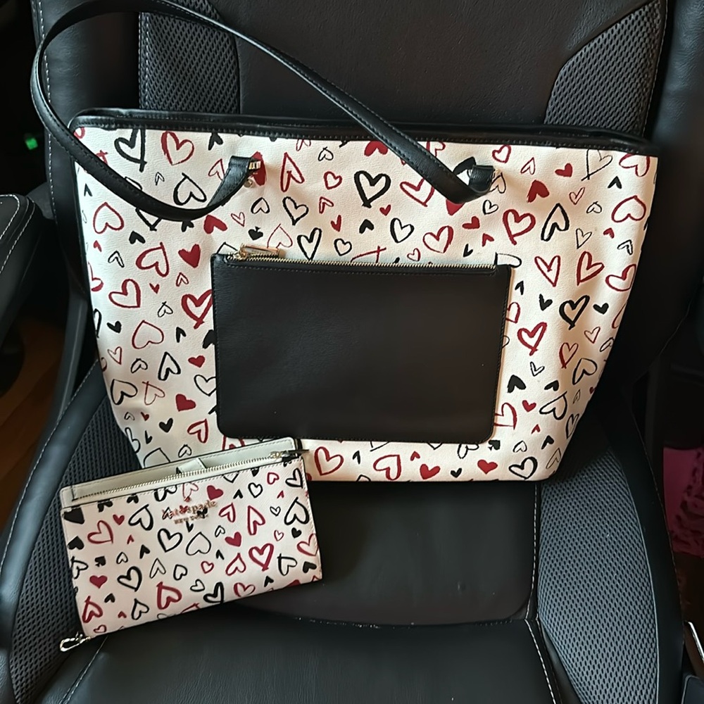 Kate Spade Valentine’s Day collection purse and wallet